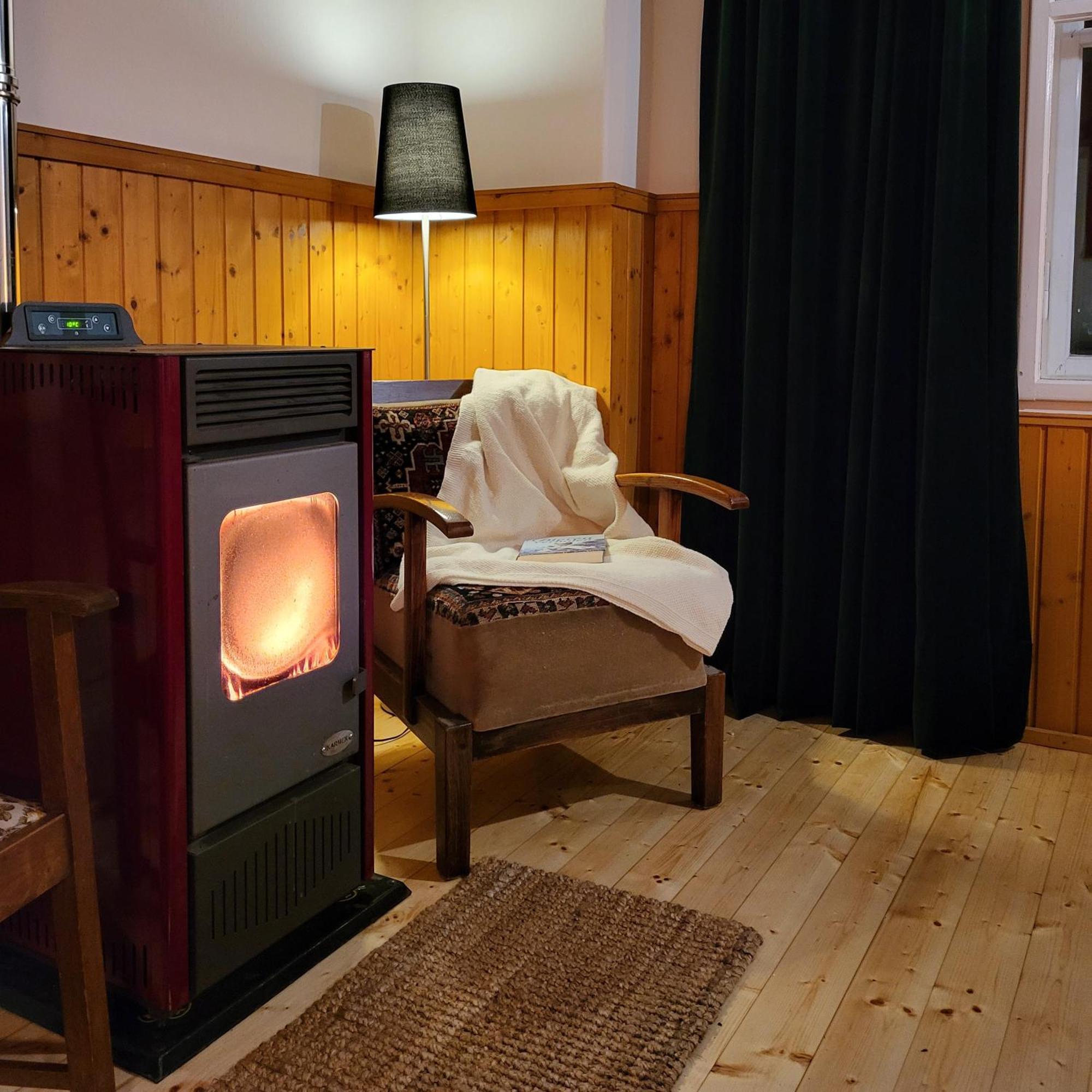 Sachserhof Ferienwohnungen In Sachsenburg Eksteriør billede